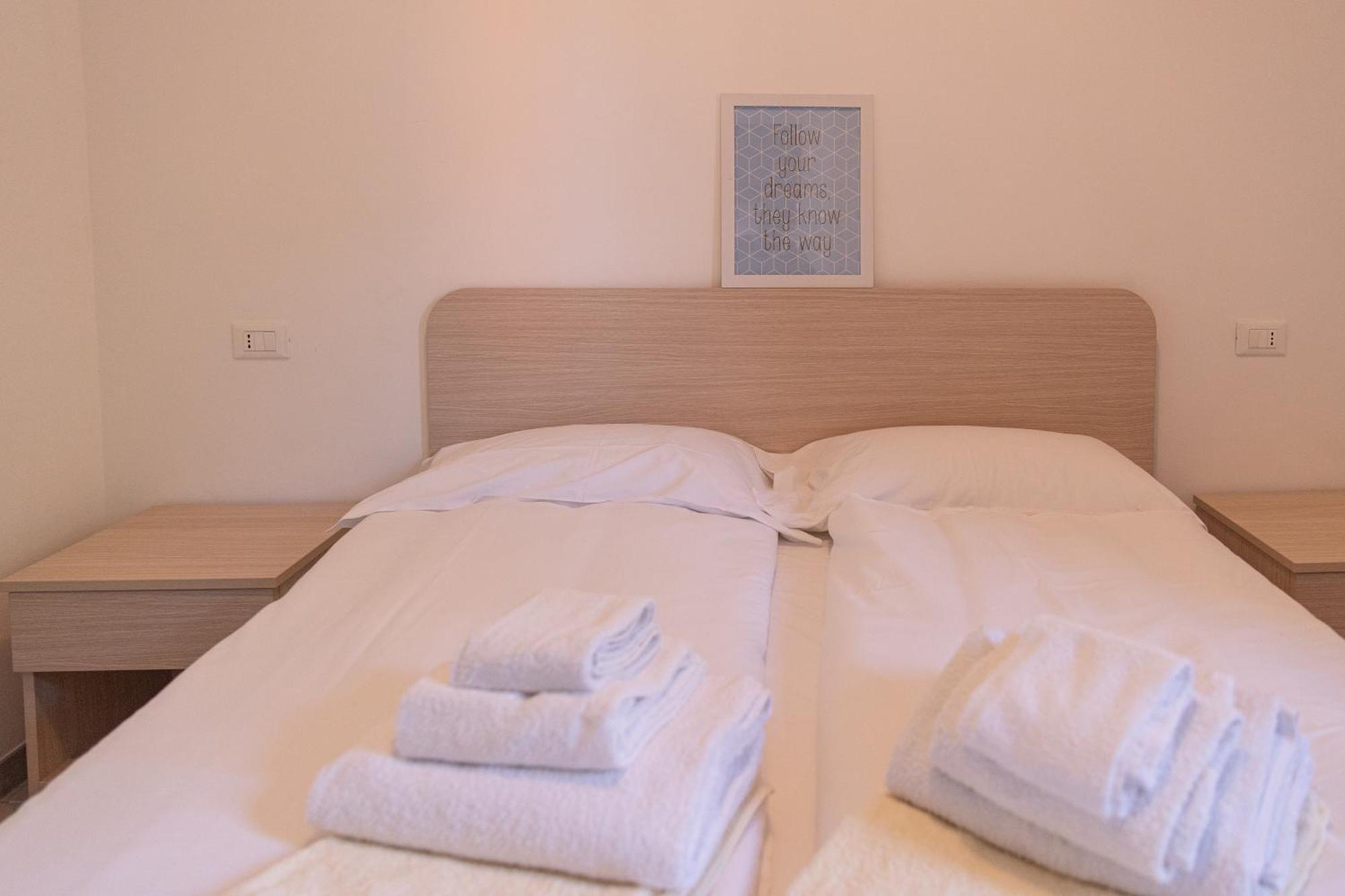 Prestige Garda Home - Ai Cappuccini Πεσκιέρα ντελ Γκάρντα Εξωτερικό φωτογραφία