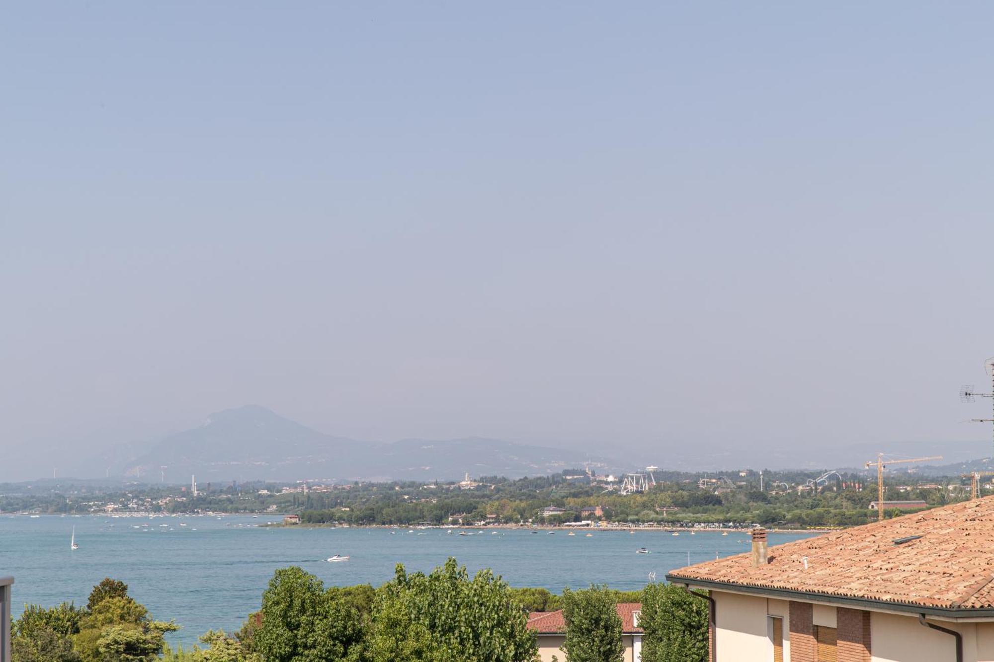 Prestige Garda Home - Ai Cappuccini Πεσκιέρα ντελ Γκάρντα Εξωτερικό φωτογραφία