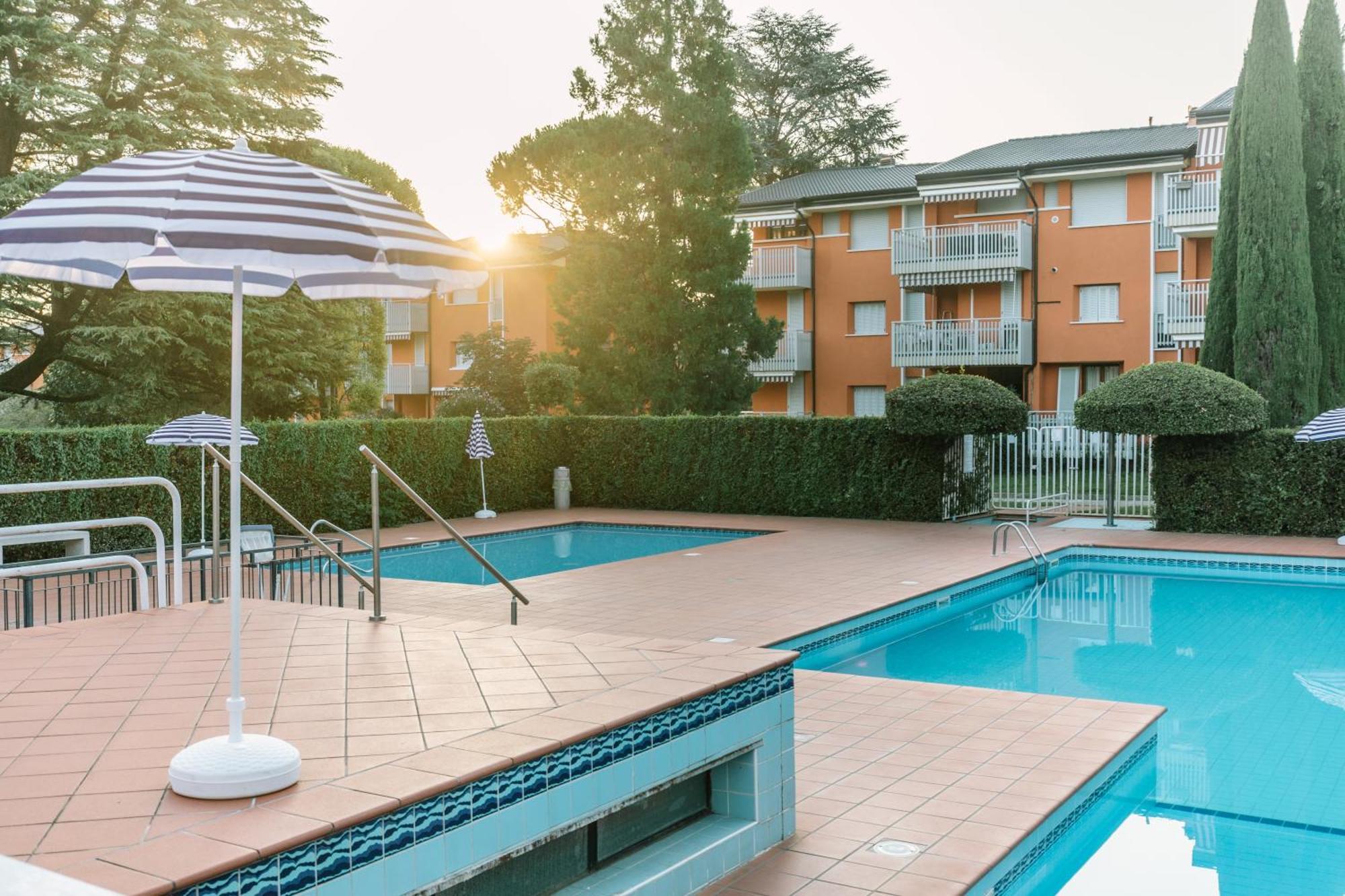 Prestige Garda Home - Ai Cappuccini Πεσκιέρα ντελ Γκάρντα Εξωτερικό φωτογραφία